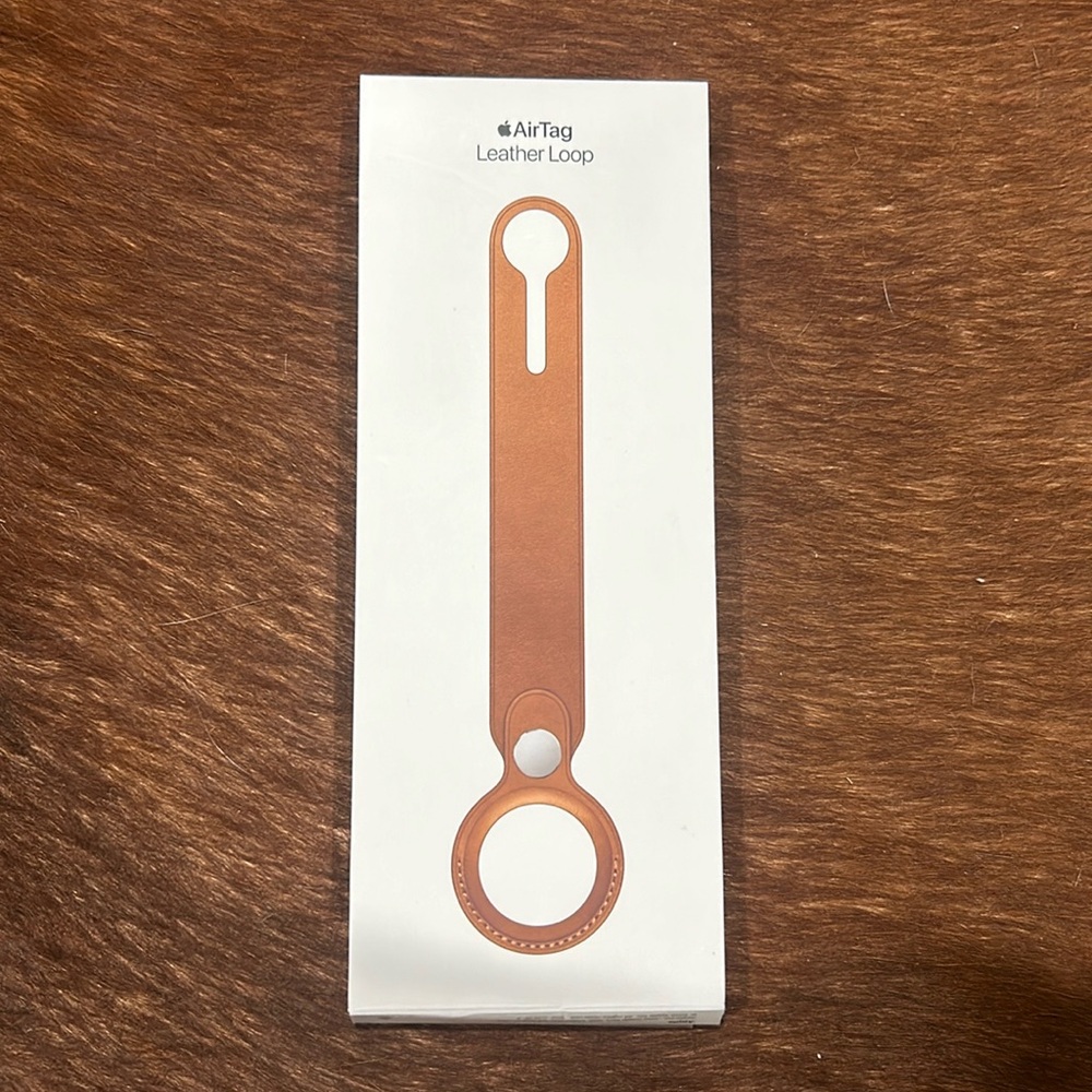 AirTag leather holder (AirTag not included)